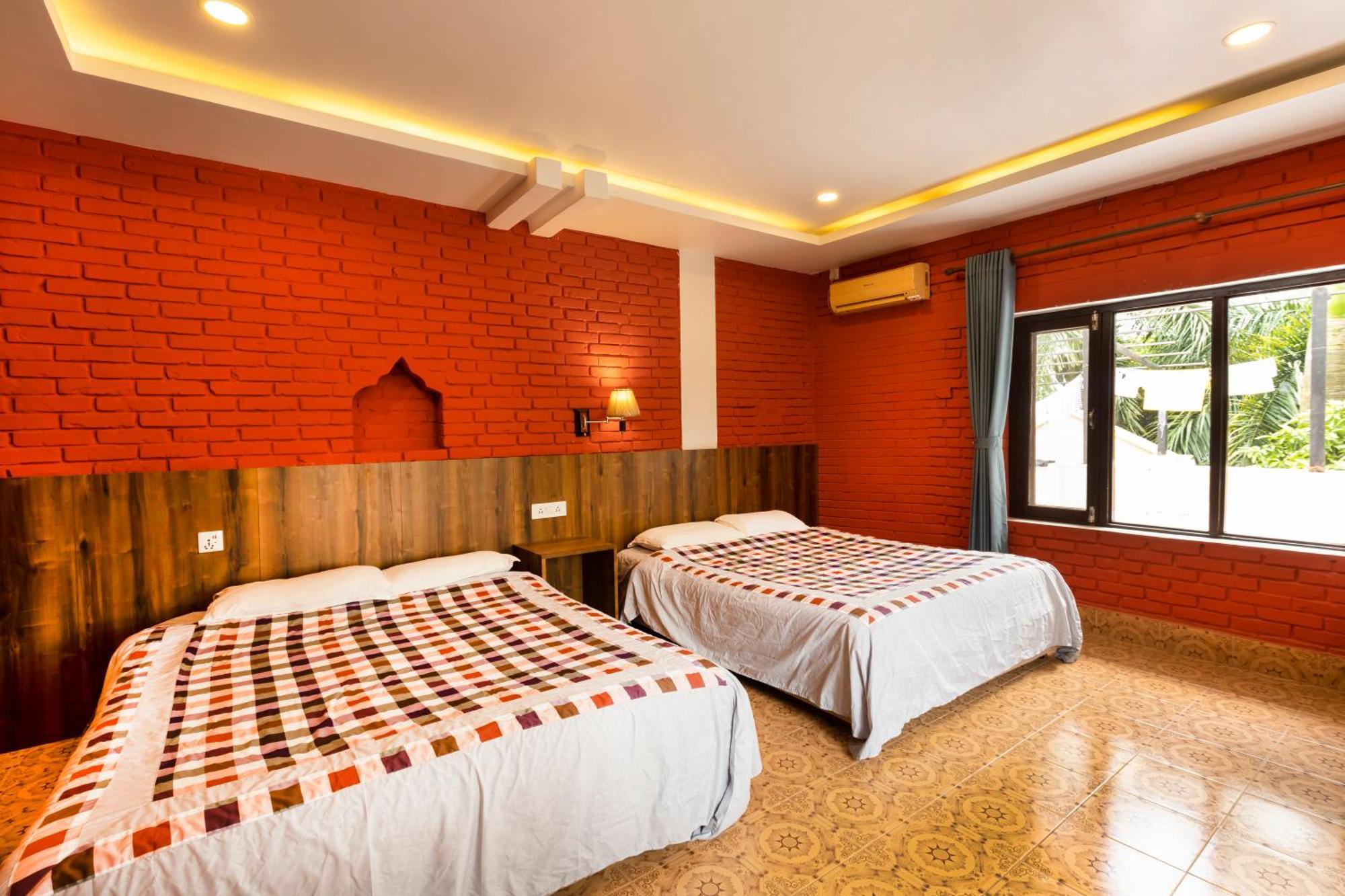 Hotel Parkside & Swimming Pool-Between Greenery And Azure ,Your Perfect Retreat Chitwan Kamer foto